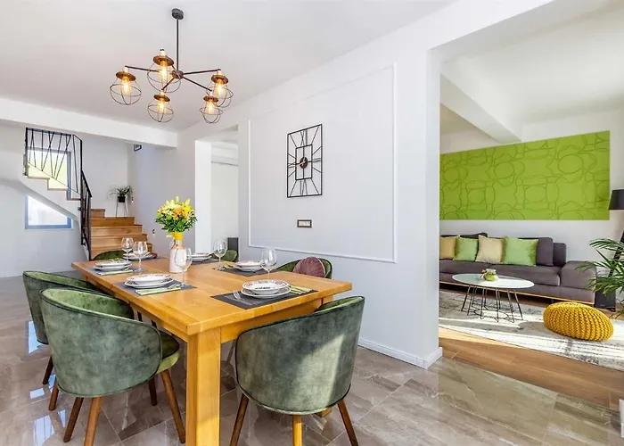 Luxury Viktorija With Private Pool Appartement