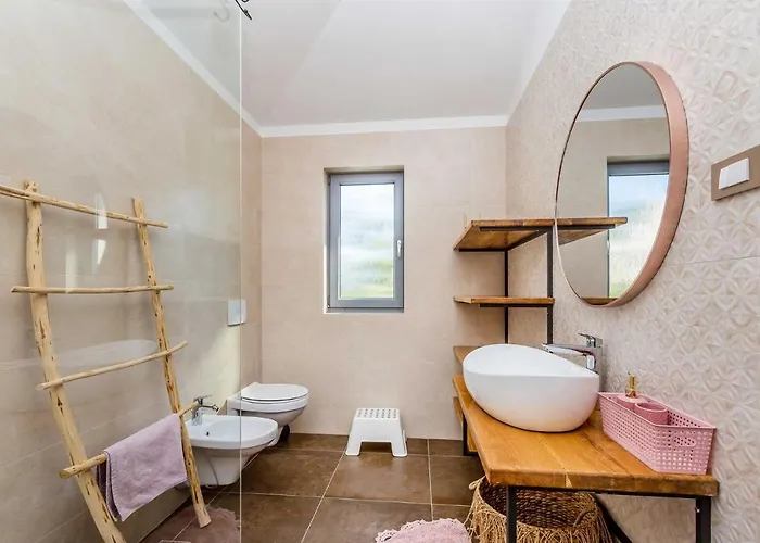Luxury Viktorija With Private Pool Čižići