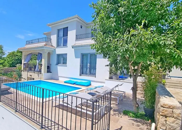 Appartement Luxury Viktorija With Private Pool